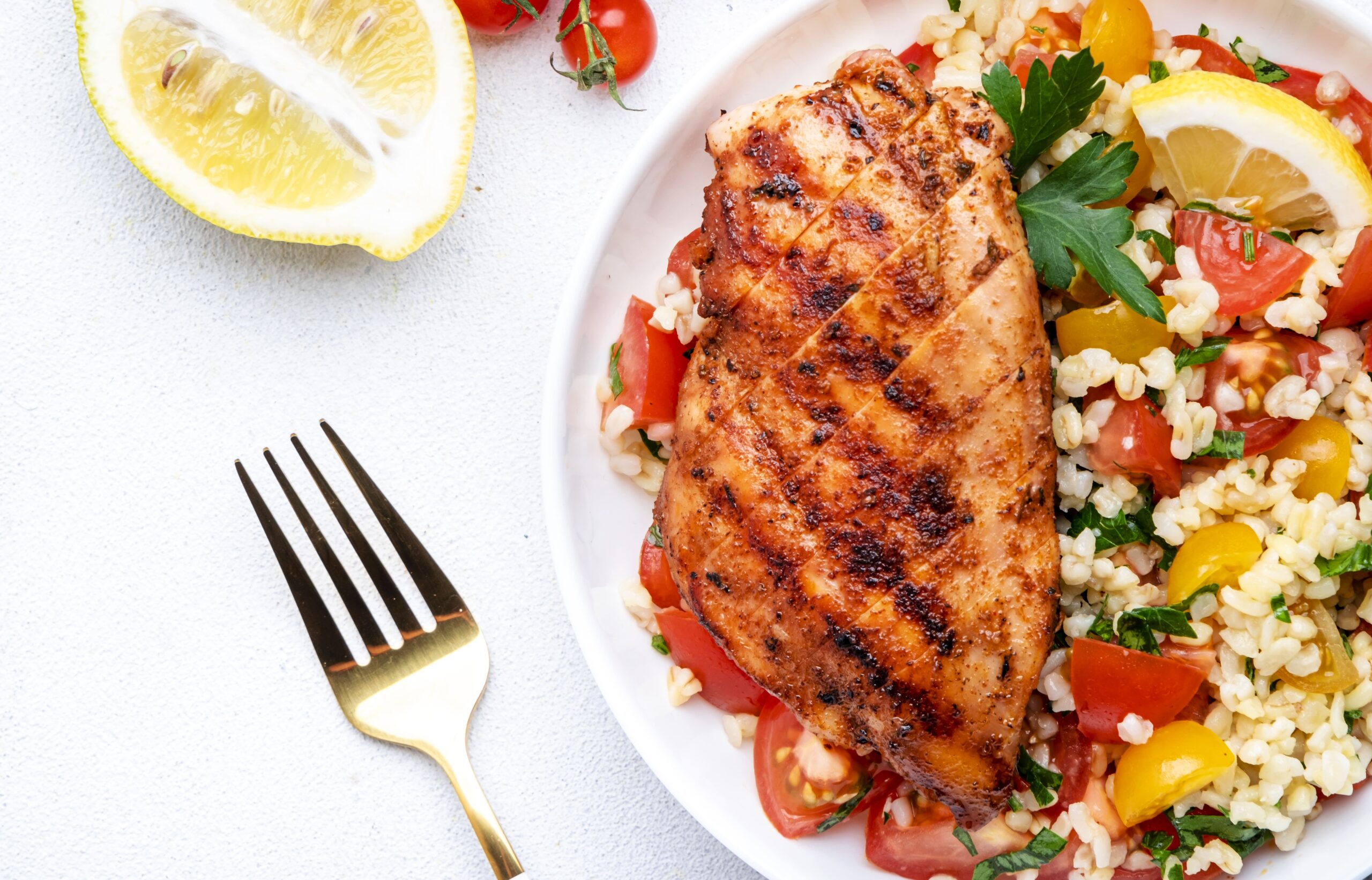 Savor the flavors of health with El Afrik Lounge's Grilled Chicken Fillet and Bulgur Tabbouleh Salad. Fresh, nutritious, and bursting with taste. Dive into a delicious, wholesome meal today at El Afrik Lounge.